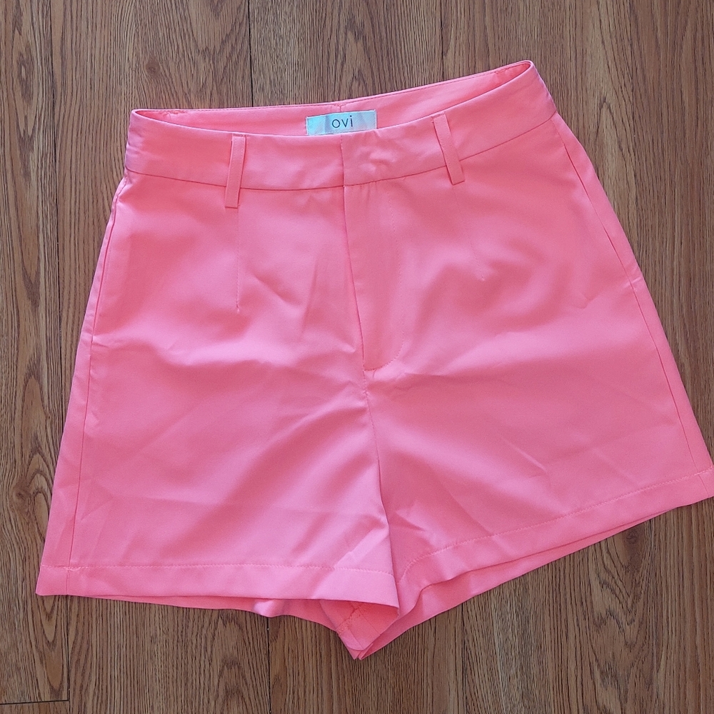 New Blazer Set and Shorts Pants - Picture 4 of 5